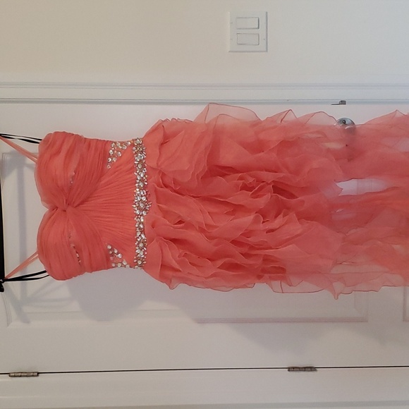 Pink High-Low Frilled Dress - Picture 3 of 8